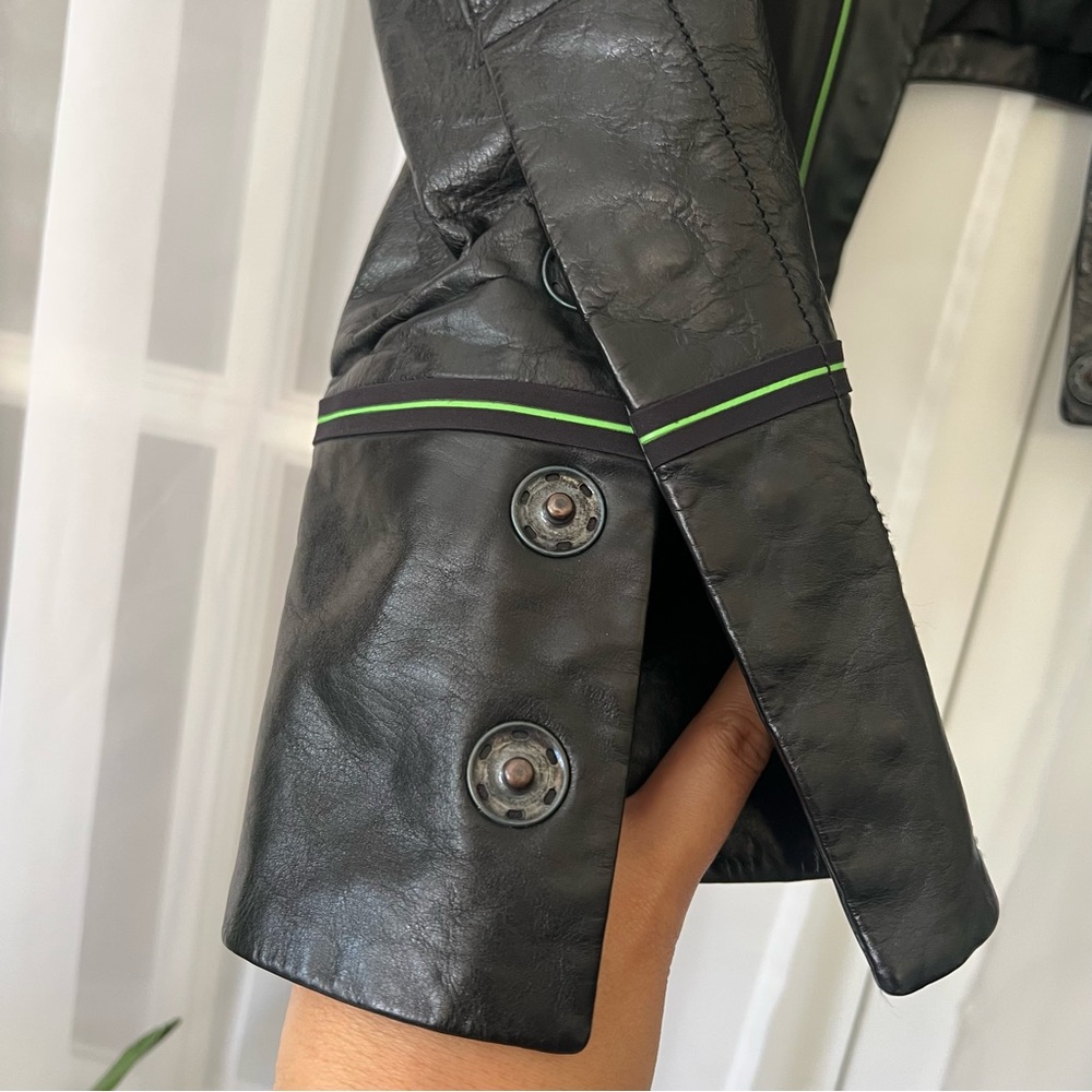 Emporio Armani Sporty Cropped Leather Jacket Size 40 - Picture 2 of 9